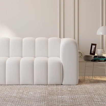 Un fauteuil en tissus velours qualité premium traité Anti-tache couleur blanc beige clair assise Moelleuse confortable en HR structure en bois massif livraison partout au Maroc gratuite pour villa appartement ou espace bureau accueil mobilier professionnel Casablanca Rabat Marrakech Tanger 